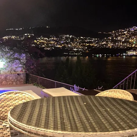 Zeyno Villa