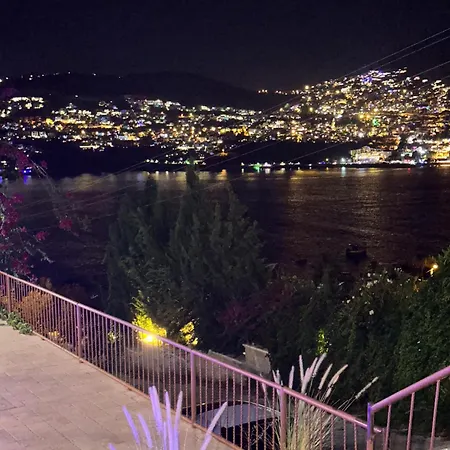 Zeyno Villa Kas