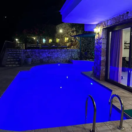 Zeyno Villa Kas
